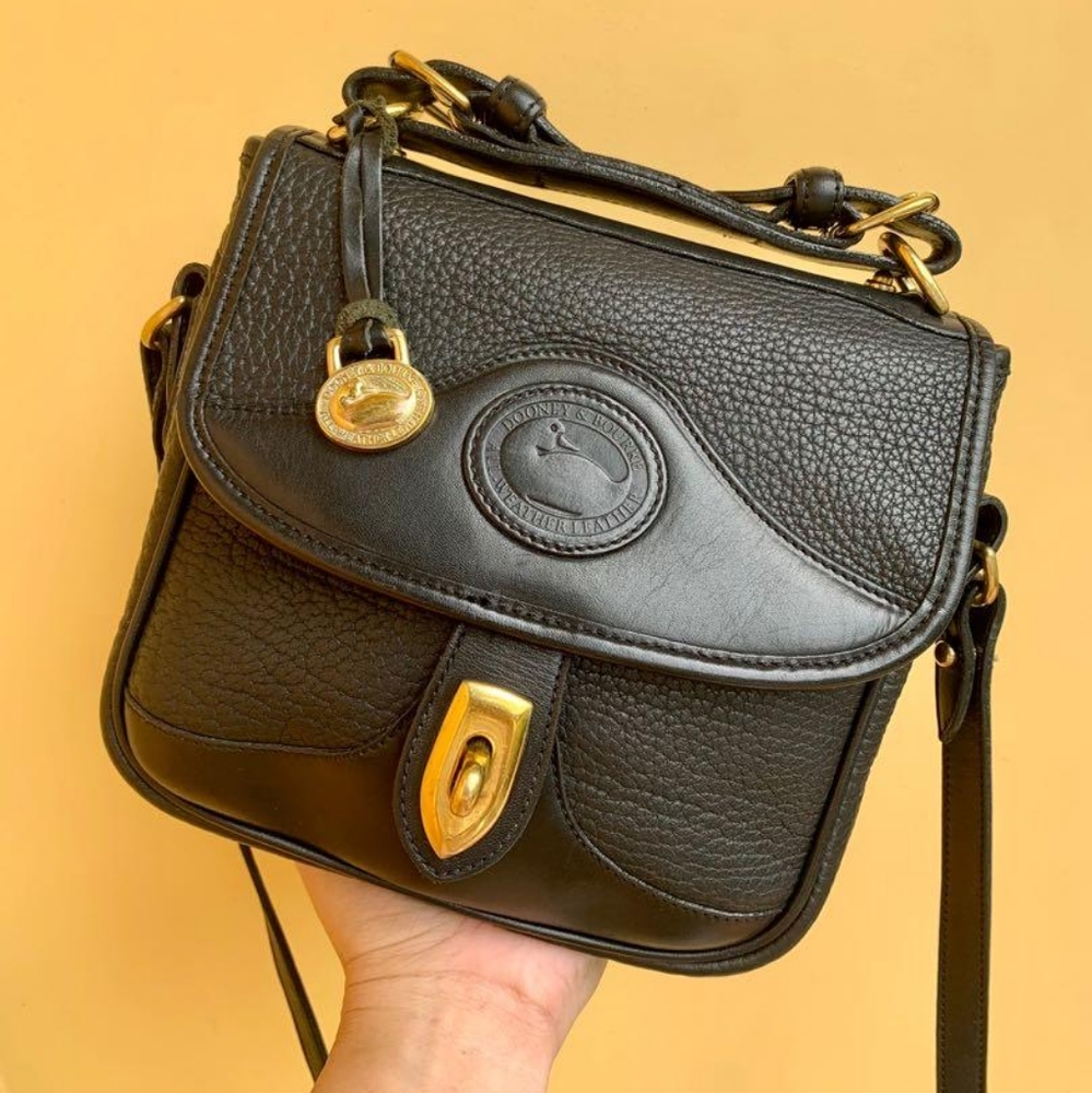 Dooney & Bourke Vintage Black Square AWL Carrier Crossbody Satchel